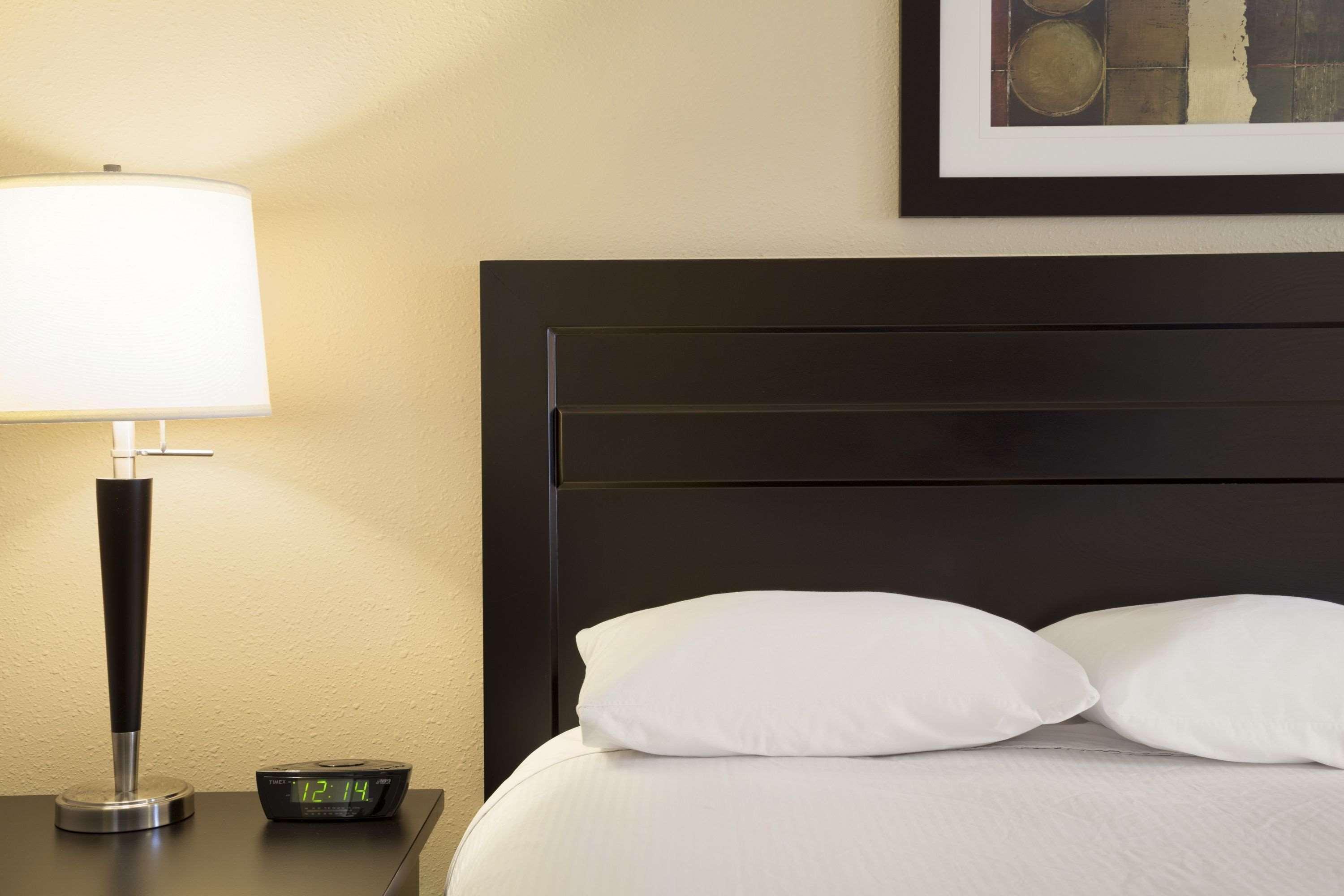 Hotel Super 8 By Wyndham Edmonton International Airport Leduc Exterior foto