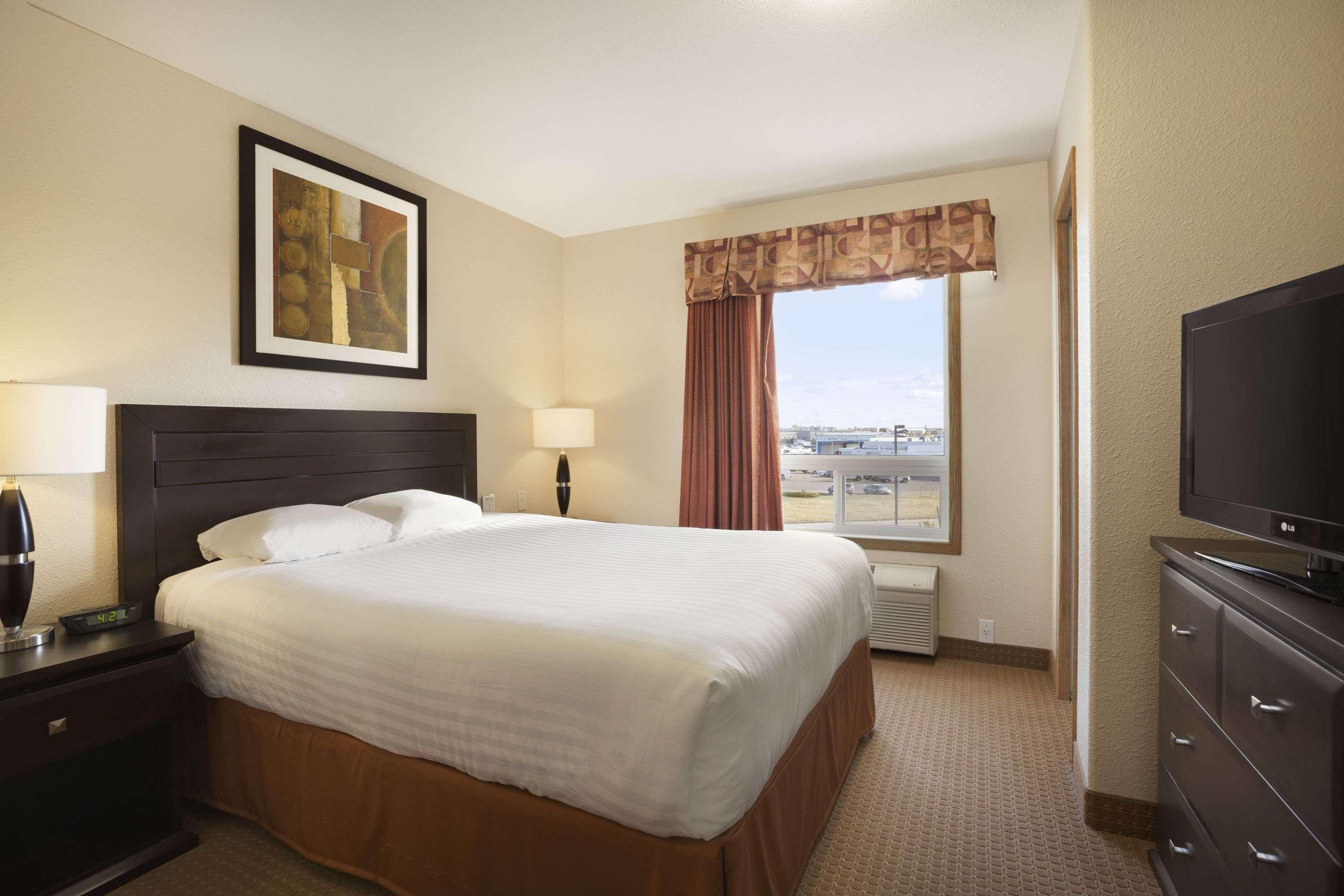 Hotel Super 8 By Wyndham Edmonton International Airport Leduc Exterior foto