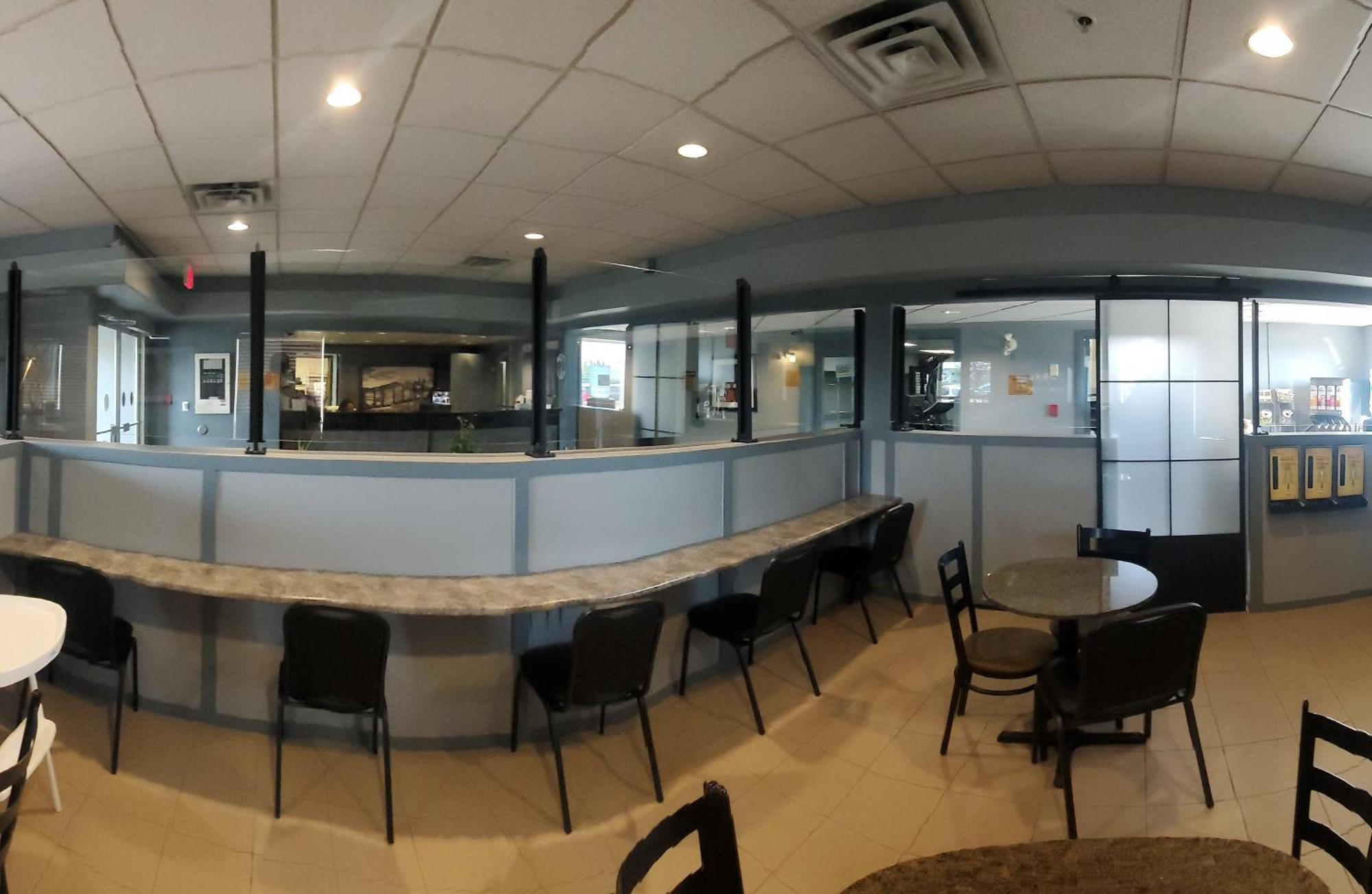 Hotel Super 8 By Wyndham Edmonton International Airport Leduc Exterior foto